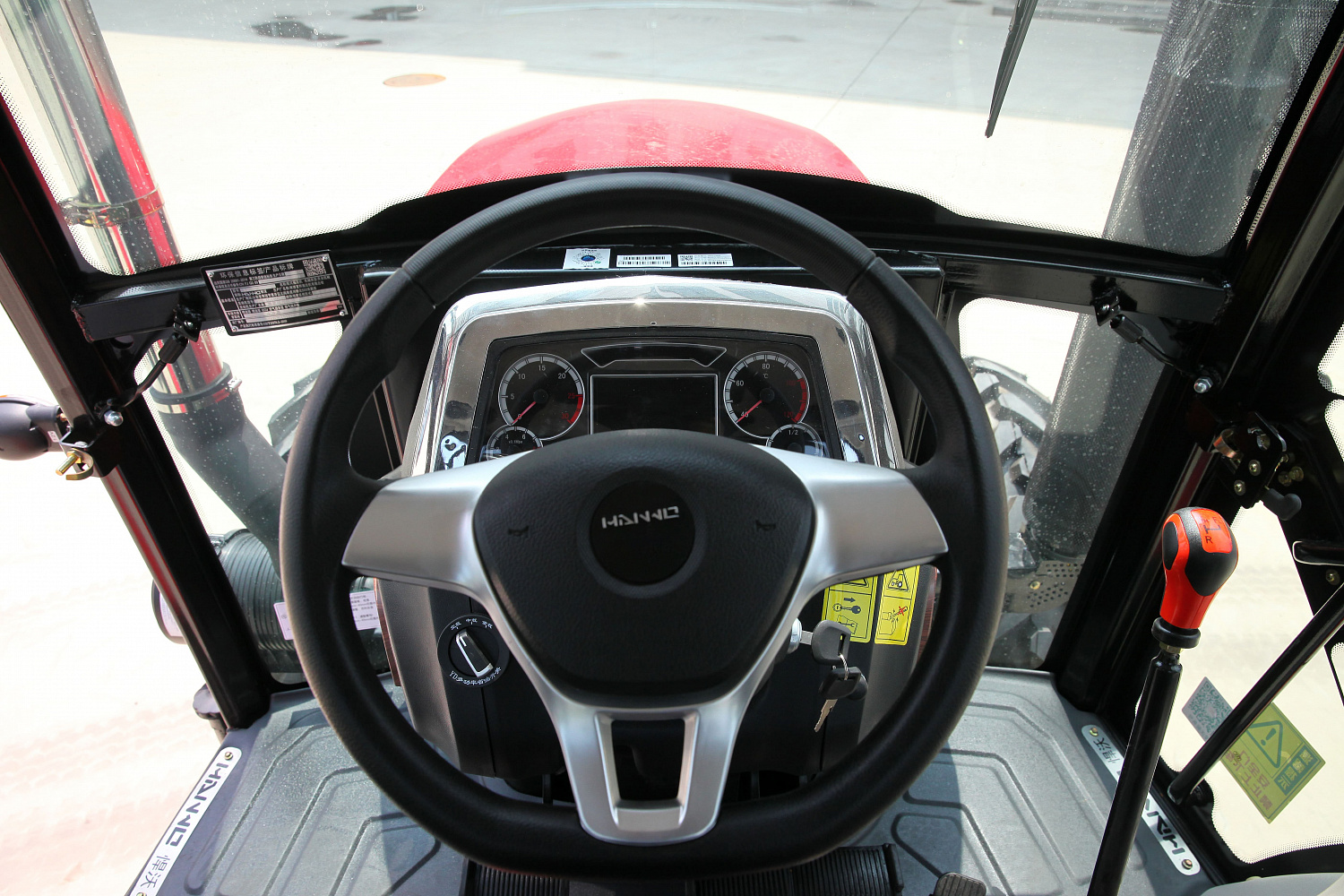 Трактор OPTITECH ALCOR TC 1304 130 л.с.