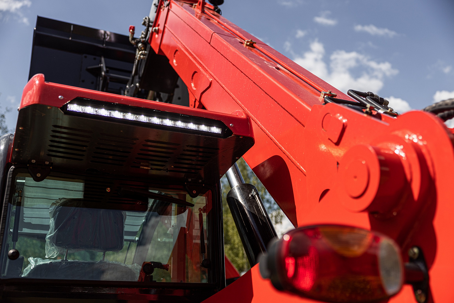 Погрузчик OPTITECH TH 738H