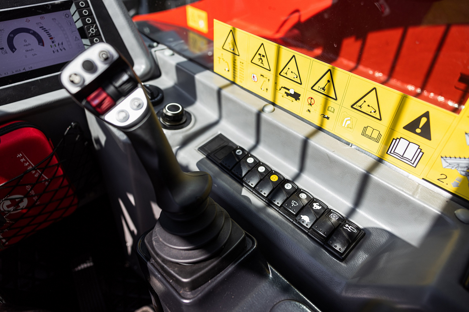 Погрузчик OPTITECH TH 738H