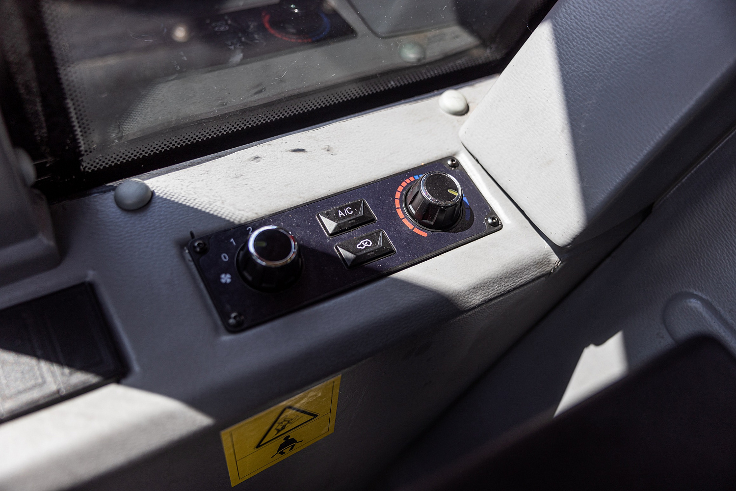 Погрузчик OPTITECH TH 738S