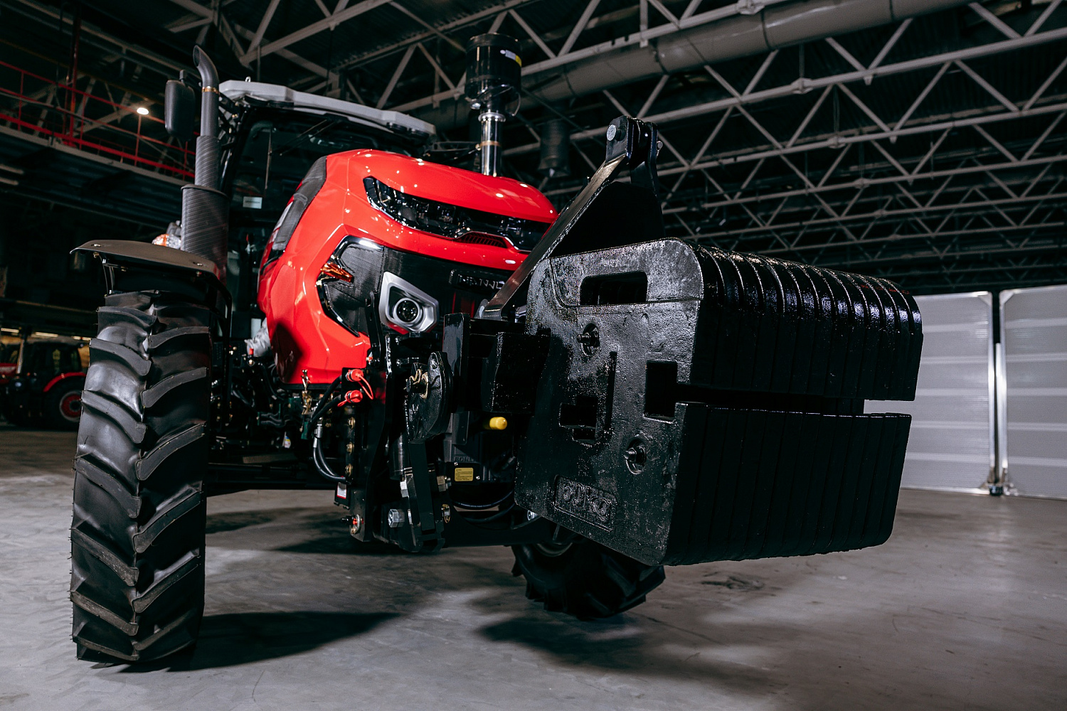 Трактор OPTITECH ALCOR TC 1604 160 л.с.