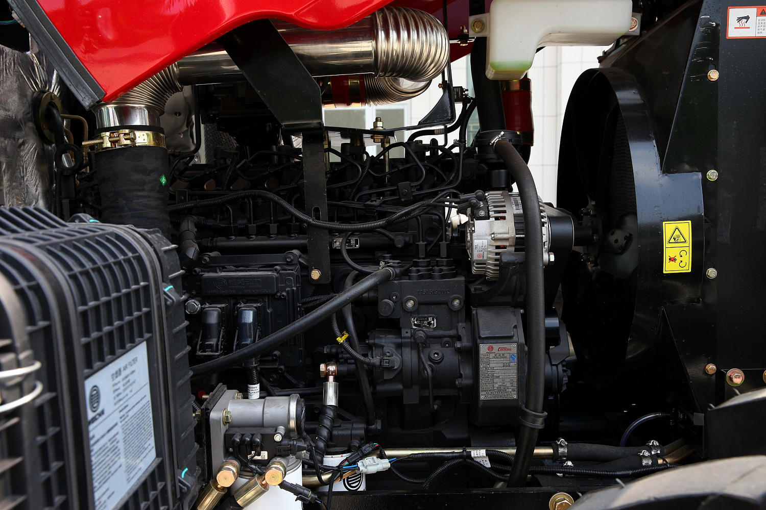 Трактор OPTITECH ALTAIR TG 1854 180 л.с.