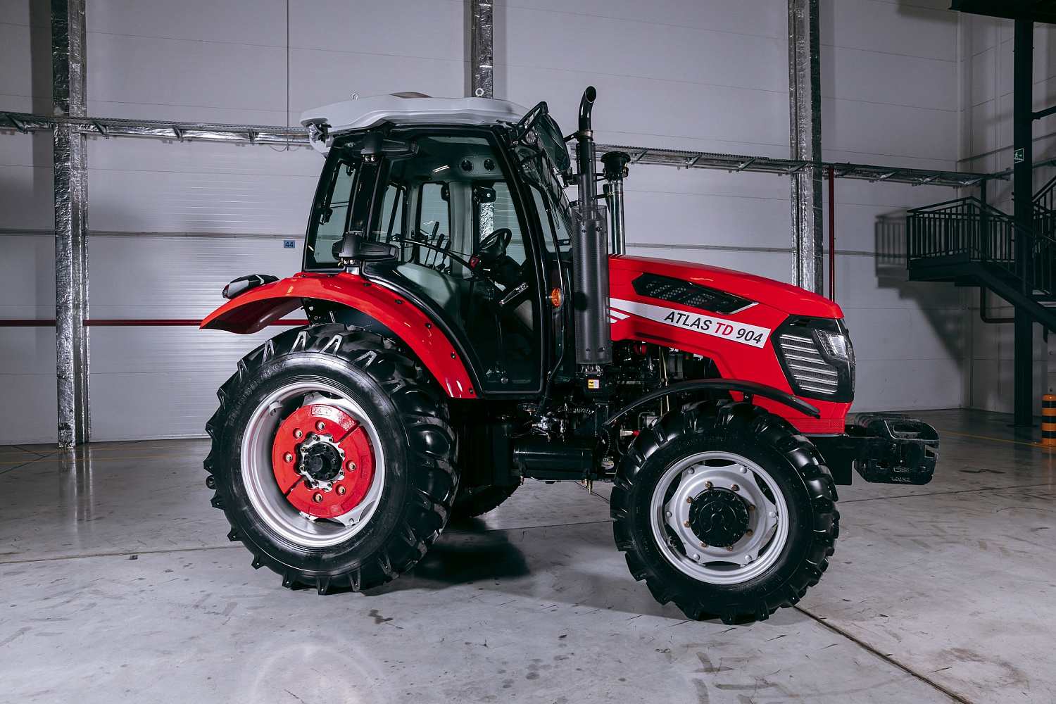 Трактор OPTITECH ATLAS TD 904 90 л.с.