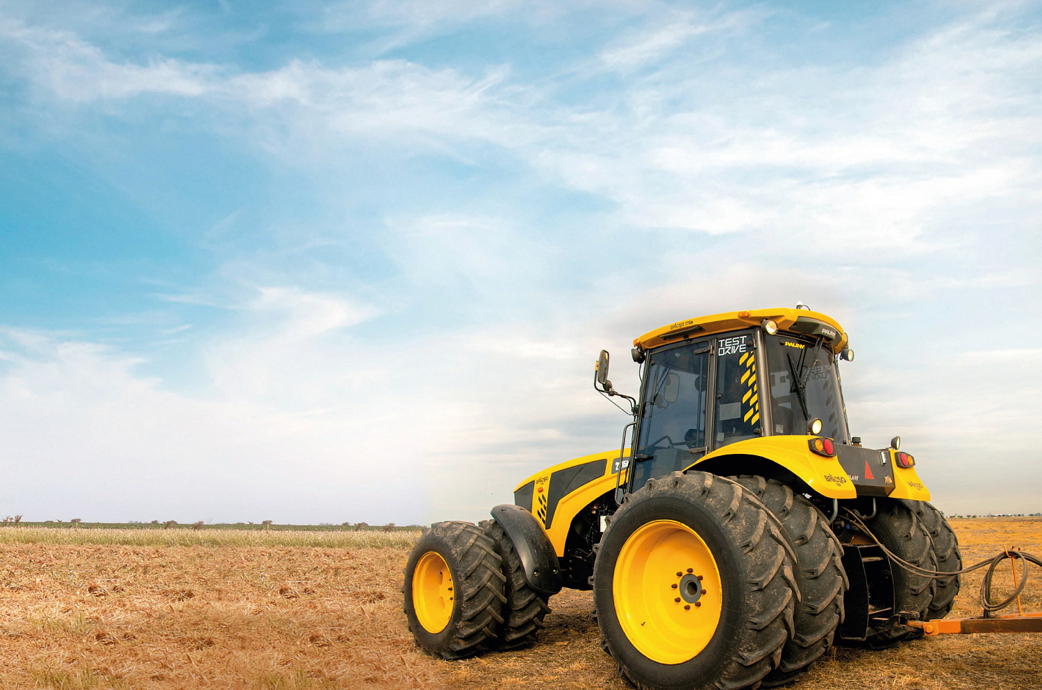 Трактор OPTITECH PAUNY BRIOSO 215 л.с.